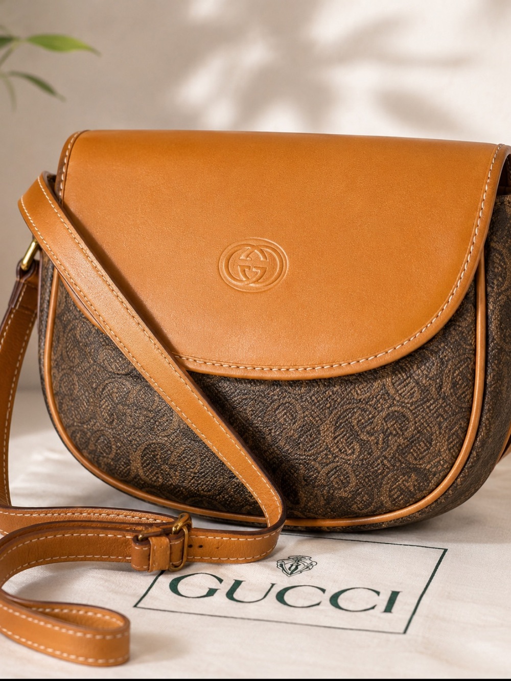 ✋🛑Price Drop ✋🛑Authentic Shoulder/Crossbody Bag Gucci.